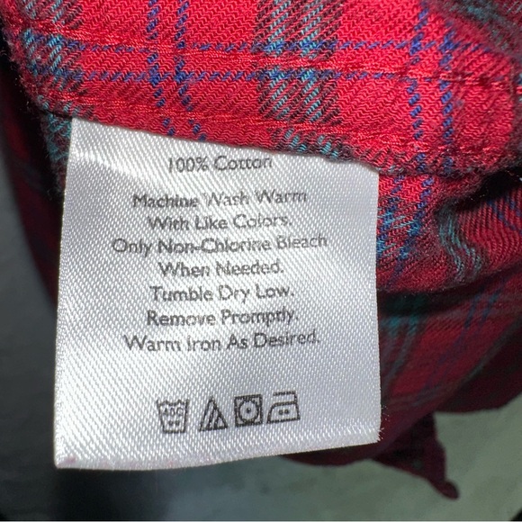 Eddie Bauer Womens M Red Scotch Tartan Plaid Button Up Classic Fit Flannel Shirt - Picture 8 of 8